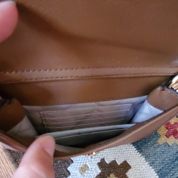 Michael Kors Jet Set Pocket Tote Luggage Bag - Picture 7 of 8